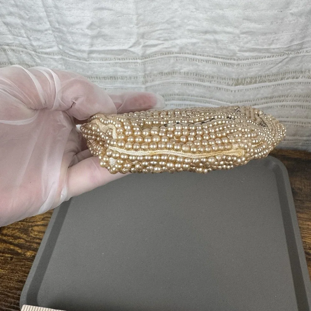 Vintage Beaded Kisslock Clutch‎ Made in Japan Pearl Glass Bead Evening Bag